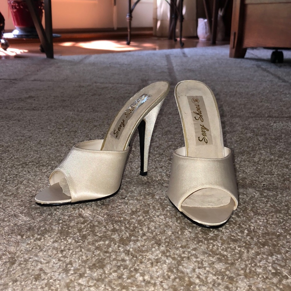 Brand new wedding shoes